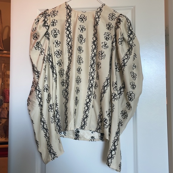 Layla Embroidered Silk-Blend Blouse - Picture 3 of 8